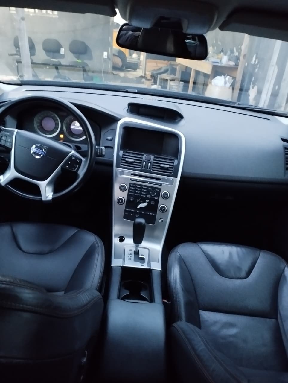 Volvo XC60 T6 — foto 5